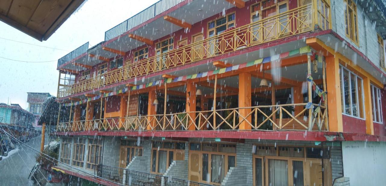 Rasta Cafe And Lodge Manāli Kültér fotó