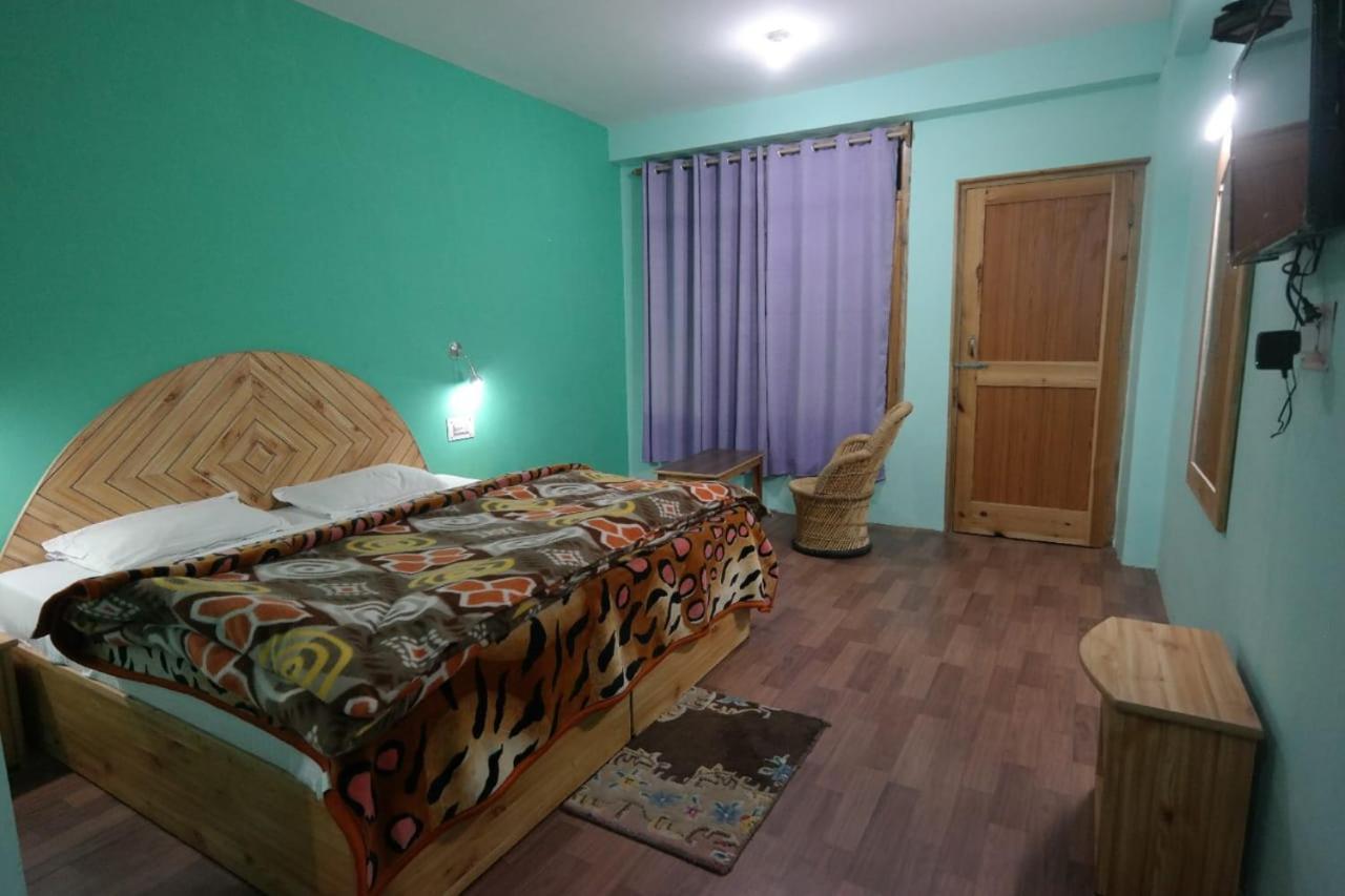 Rasta Cafe And Lodge Manāli Kültér fotó